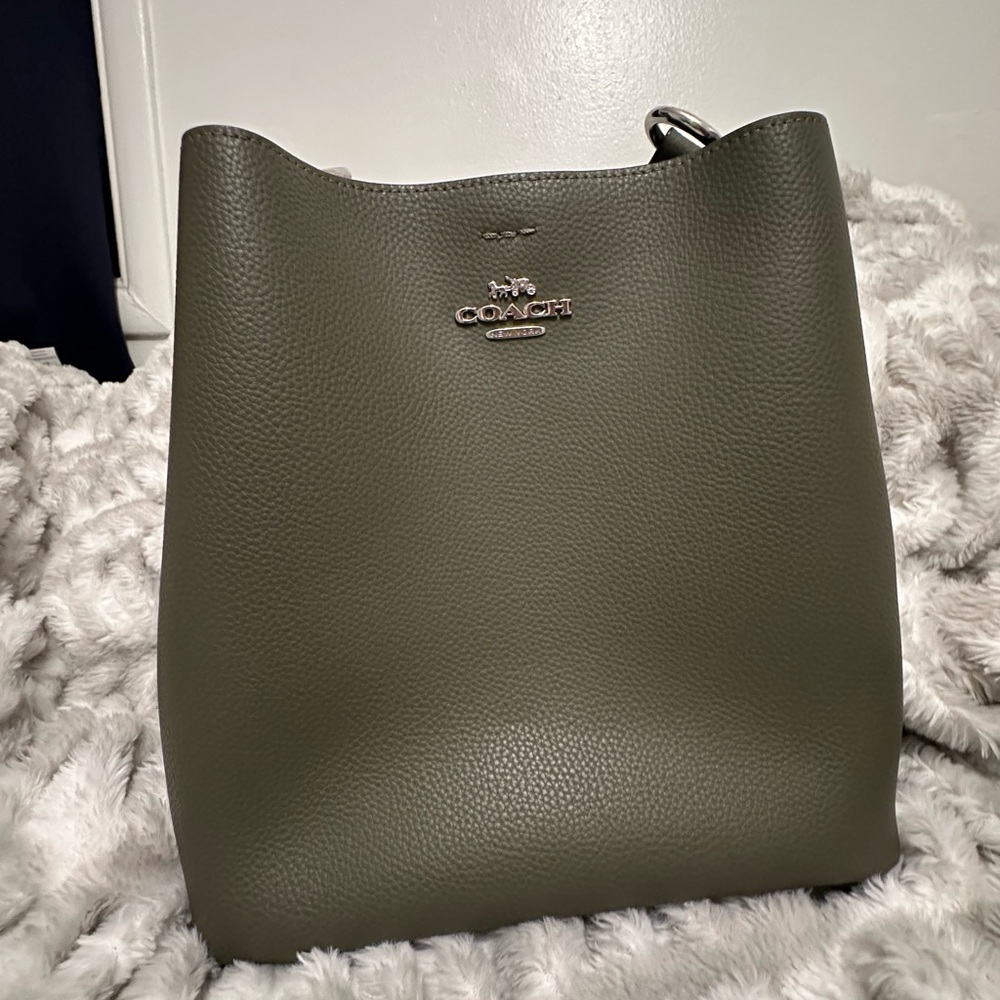 Coach bucket bag